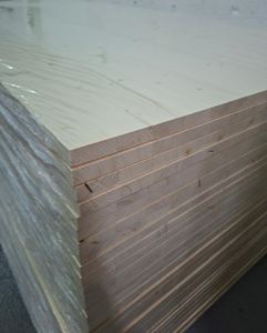 SPÁROVKA smrk cink  kvalita  A/B 18x1230x5000mm